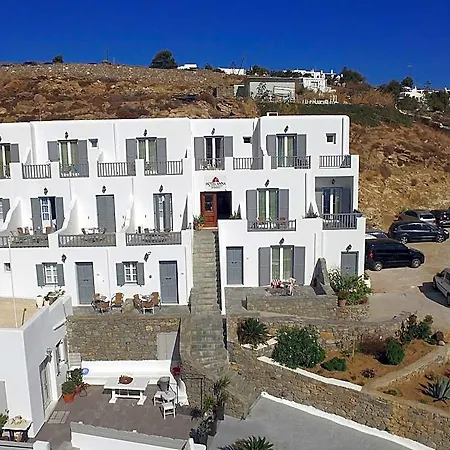 Anna * Mykonos Town