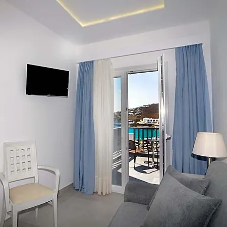 Anna Hotel *