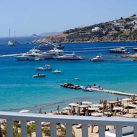 Anna * Mykonos Town